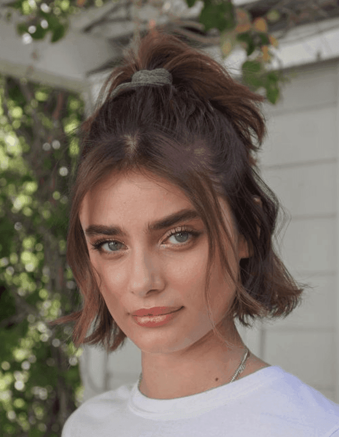 Cabelo Long Bob curto com franjão: Joo Mazzucco/Pinterest