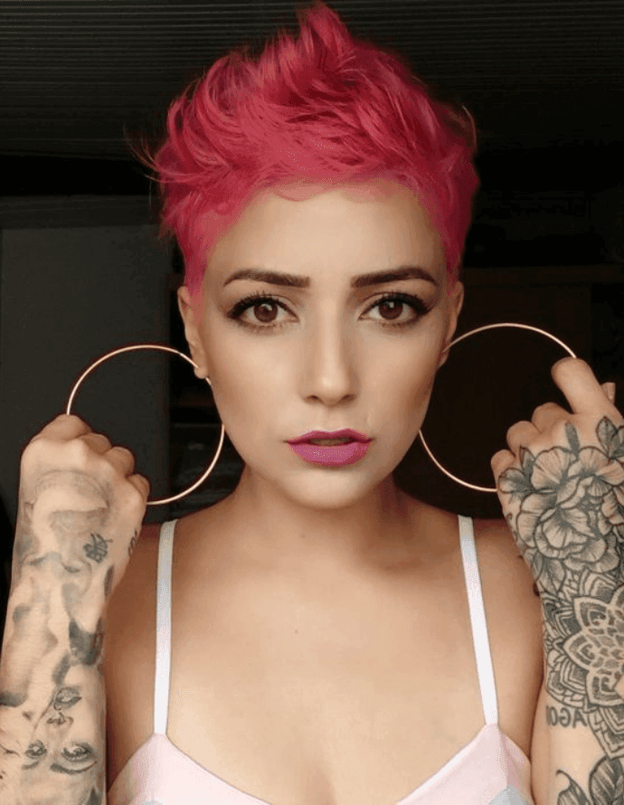 Cabelo Rosa Pixie: Aline Tavares/Pinterest