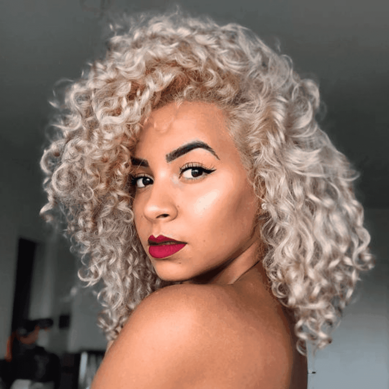 Cabelo Platinado Dourado - Cacheado/Crespo: Dicas de Mulher/Pinterest