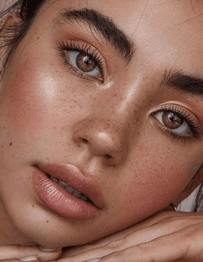 Karla Abelenda: Inspirações de maquiagem simples e bonita