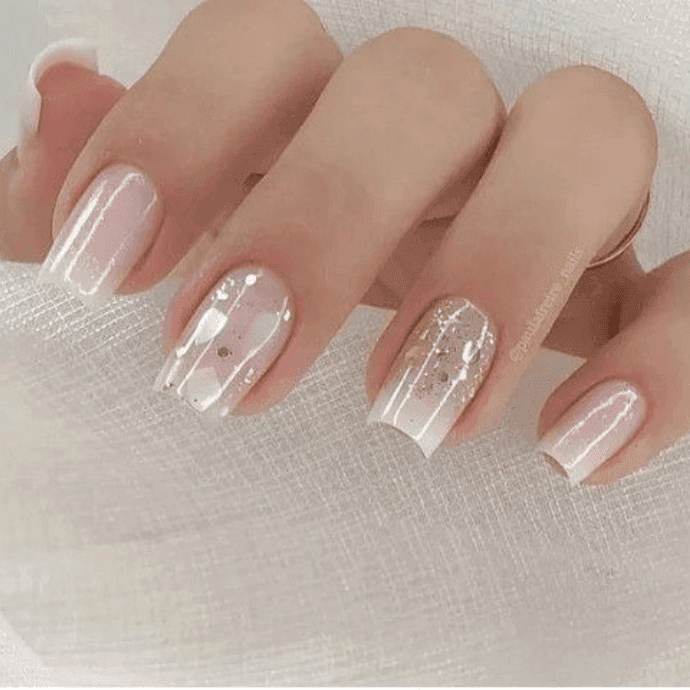 Unhas em gel simples quadrada: Flaviane Lessa/Pinterest