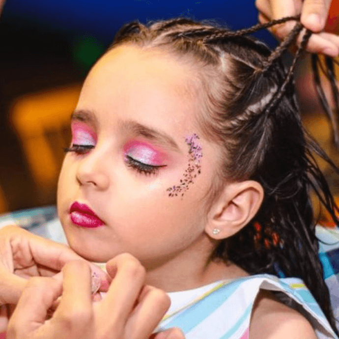 maquiagem-festa-junina-infantil-glitter.png