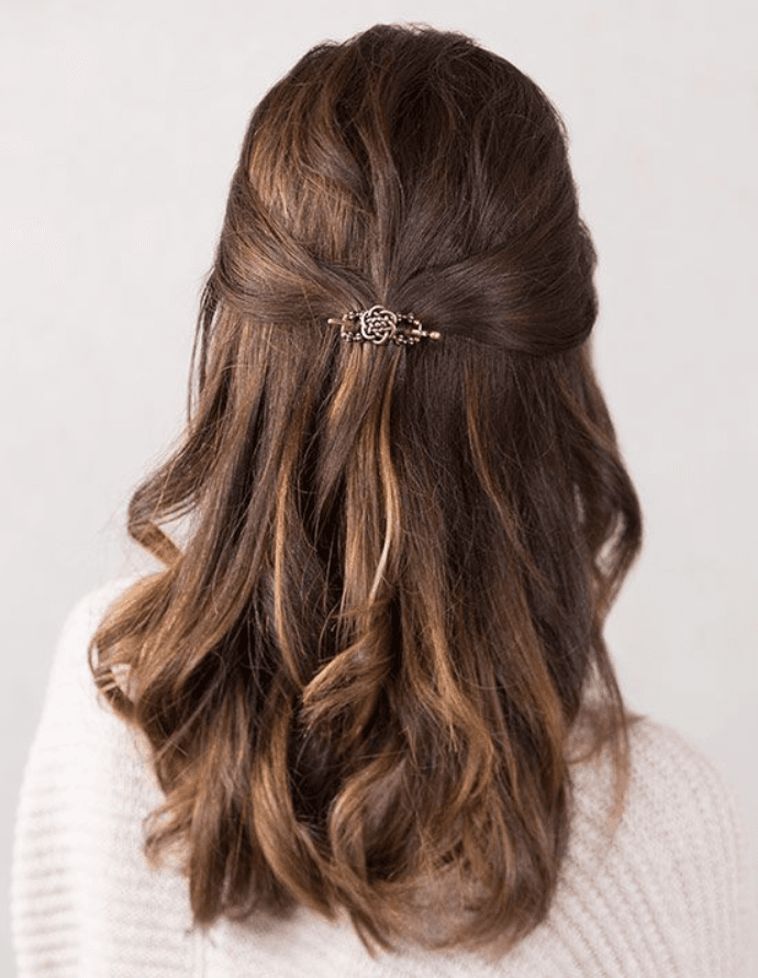 Penteados para formatura - Cabelo médio: Lilla Rose Jamie Women Hairstyles/Pinterest